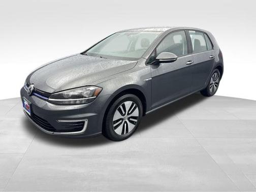 2019 Volkswagen e-Golf SE