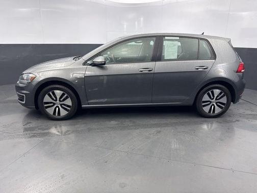 2019 Volkswagen e-Golf SE