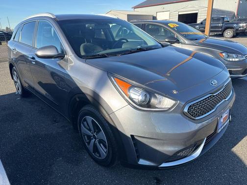 2017 Kia Niro LX