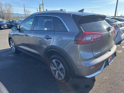 2017 Kia Niro LX