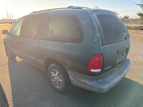 1997 Dodge Grand Caravan SE