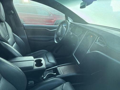2016 Tesla Model X 90D