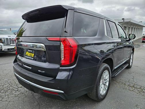 2023 GMC Yukon SLT
