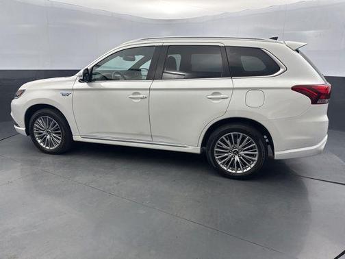 2021 Mitsubishi Outlander PHEV GT