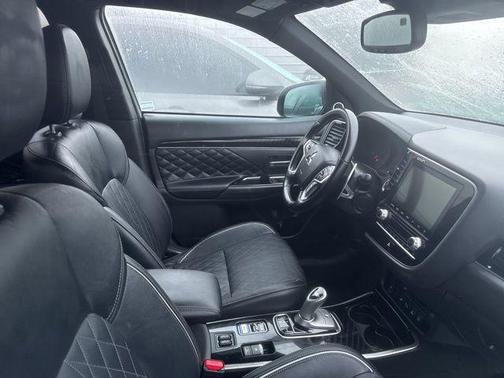 2021 Mitsubishi Outlander PHEV GT