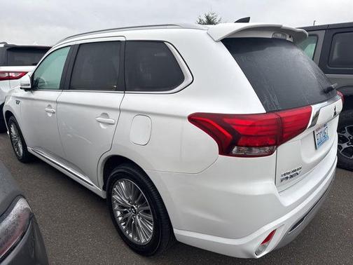 2021 Mitsubishi Outlander PHEV GT