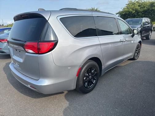 2021 Chrysler Voyager LXI