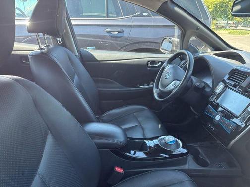 2013 Nissan Leaf SL