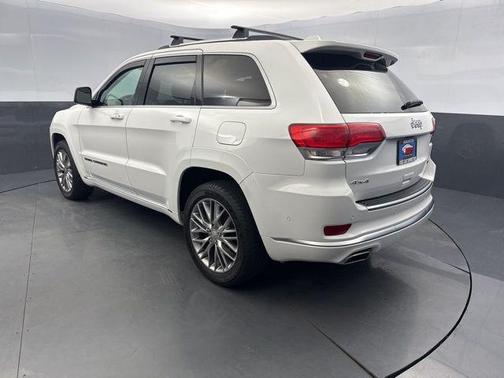 2017 Jeep Grand Cherokee Summit
