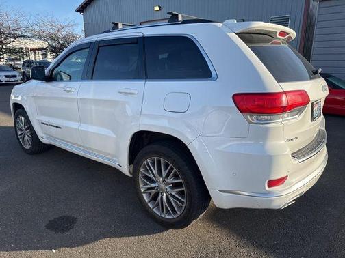 2017 Jeep Grand Cherokee Summit