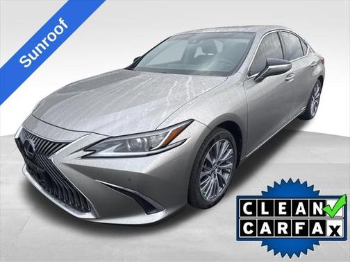 2021 Lexus ES 300h Base