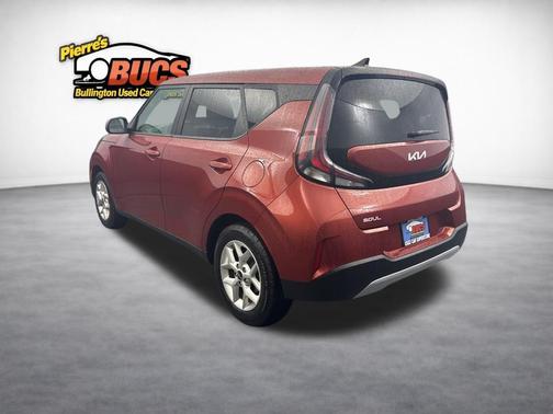 Orange 2023 Kia Soul LX