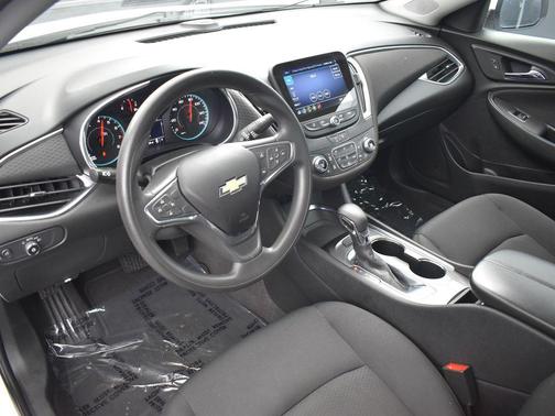 2021 Chevrolet Malibu FWD LT