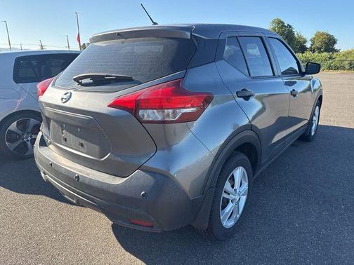 2020 Nissan Kicks S