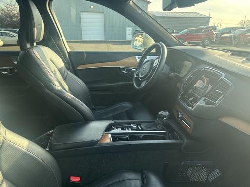 2020 Volvo XC90 T6 Inscription