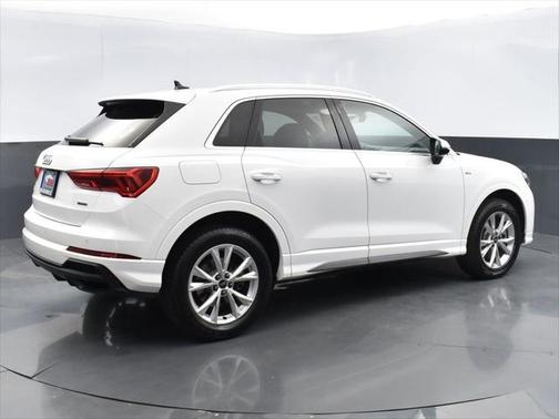 2023 Audi Q3 Premium 45 TFSI S line quattro Tiptronic