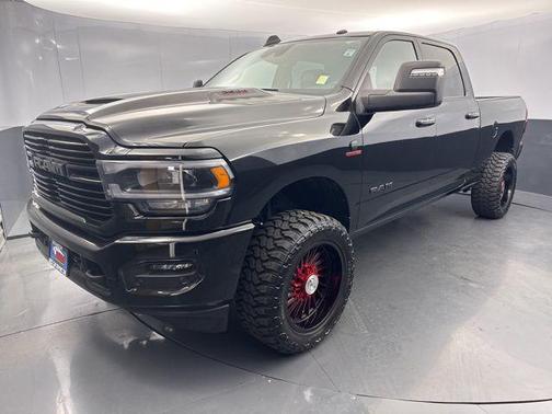 2024 RAM 2500 Laramie Crew Cab 4x4 6'4' Box