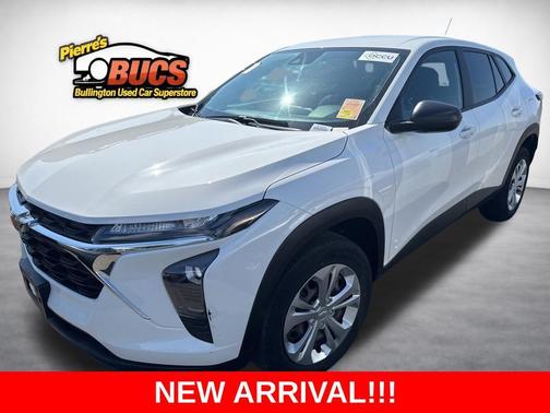 Summit White 2024 Chevrolet Trax LS