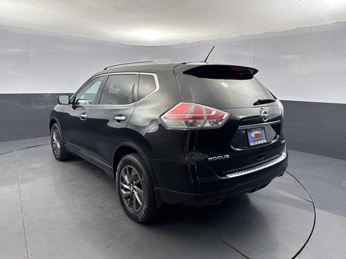 Magnetic Black 2016 Nissan Rogue SL