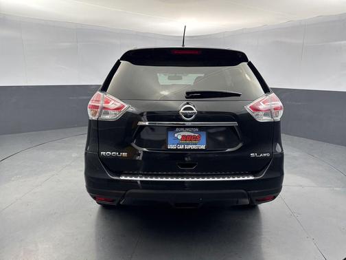 Magnetic Black 2016 Nissan Rogue SL