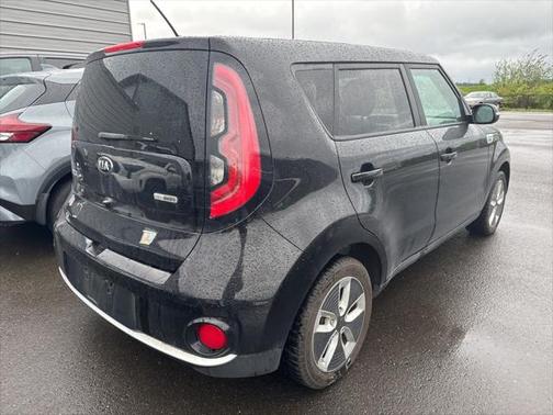 2017 Kia Soul EV Base