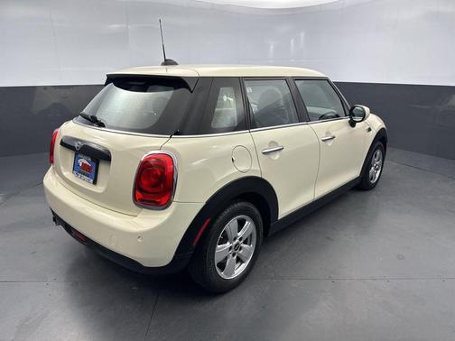 2020 MINI Hardtop Cooper