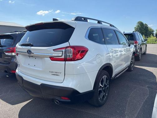 Crystal White Pearl 2023 Subaru Ascent Limited 7-Passenger