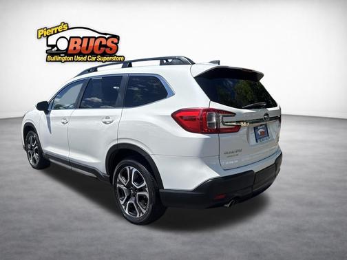 Crystal White Pearl 2023 Subaru Ascent Limited 7-Passenger