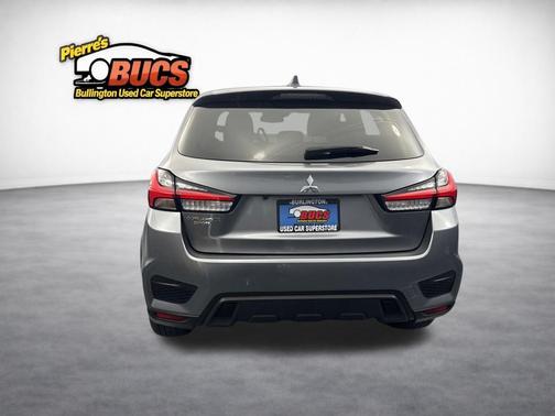 Mercury Gray Metallic 2024 Mitsubishi Outlander Sport 2.0 ES