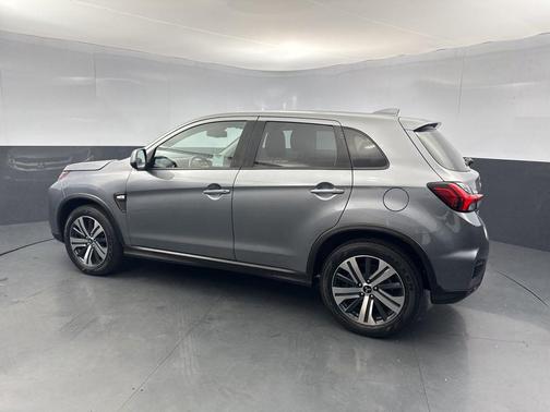 Mercury Gray Metallic 2024 Mitsubishi Outlander Sport 2.0 ES