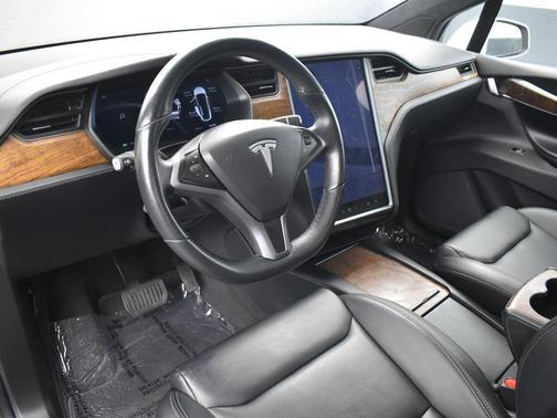 2021 Tesla Model X Long Range Dual Motor All-Wheel Drive
