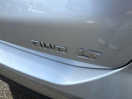 Silver Ice Metallic 2020 Chevrolet Equinox 1LT