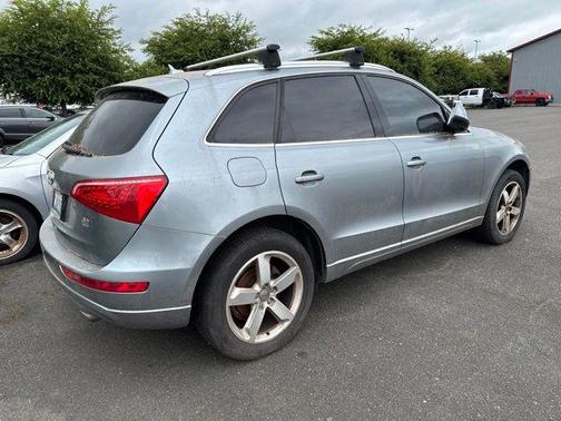 Quartz Gray Metallic 2010 Audi Q5 3.2 Premium quattro