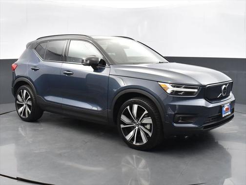 2022 Volvo XC40 Recharge Pure Electric P8 Twin Ultimate