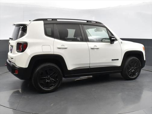 2017 Jeep Renegade Trailhawk