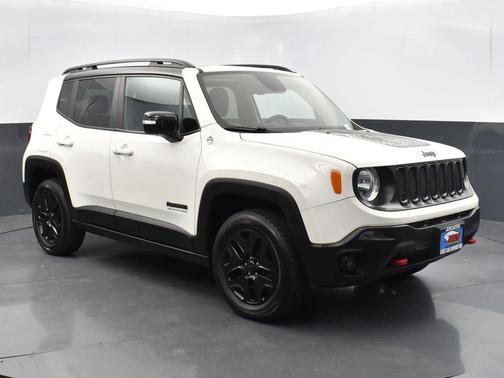 2017 Jeep Renegade Trailhawk