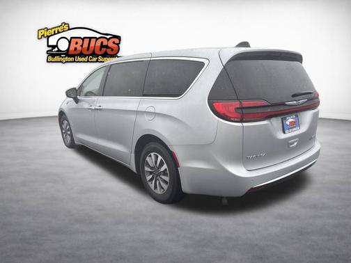 Silver Mist Clearcoat 2023 Chrysler Pacifica Hybrid Touring L