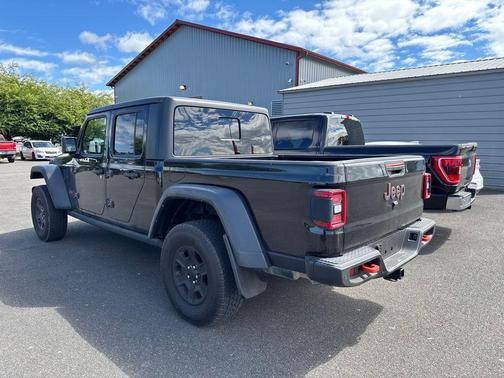 Black 2021 Jeep Gladiator Mojave