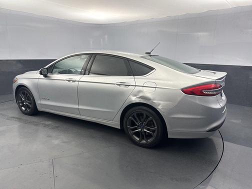 2018 Ford Fusion Hybrid SE