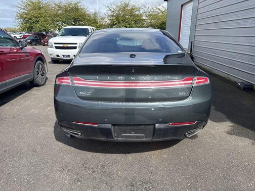 2015 Lincoln MKZ Hybrid Base