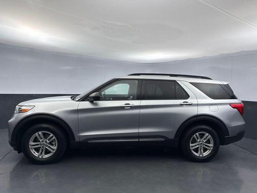 Silver Metallic 2020 Ford Explorer XLT