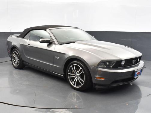 2011 Ford Mustang GT Premium