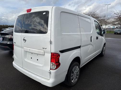 2020 Nissan NV200 SV