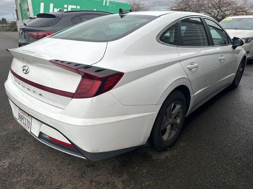 2023 Hyundai SONATA SE