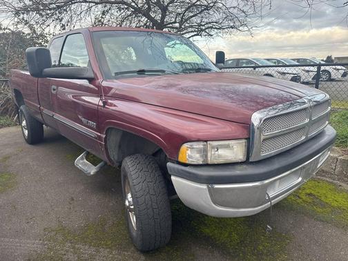 2002 Dodge Ram 2500 Base