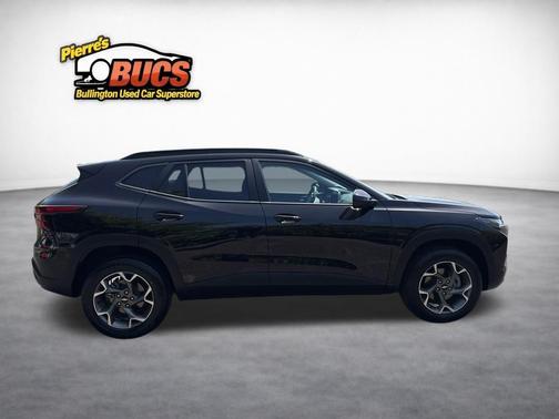 Black Metallic 2025 Chevrolet Trax LT
