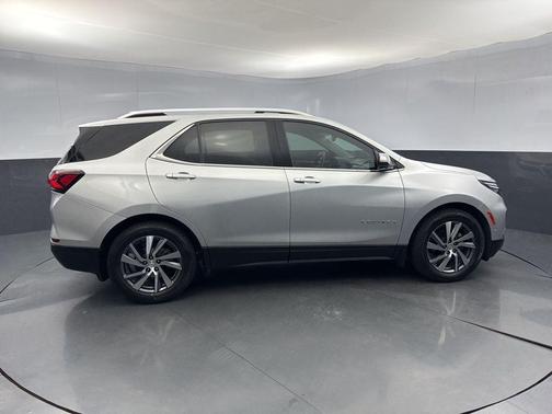 Silver Ice Metallic 2022 Chevrolet Equinox Premier w/1LZ
