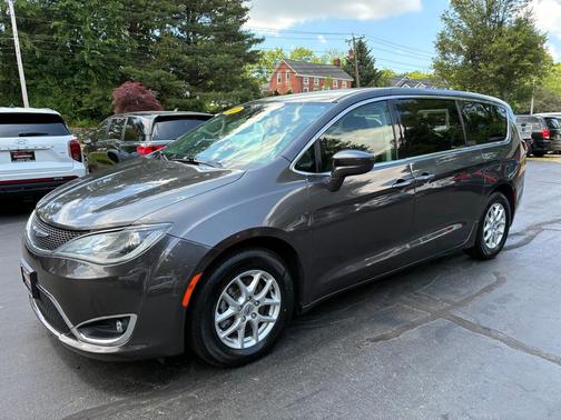 GRAY 2020 Chrysler Pacifica Touring