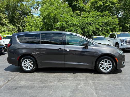GRAY 2020 Chrysler Pacifica Touring