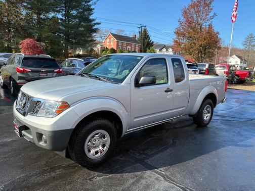 2015 Nissan Frontier S